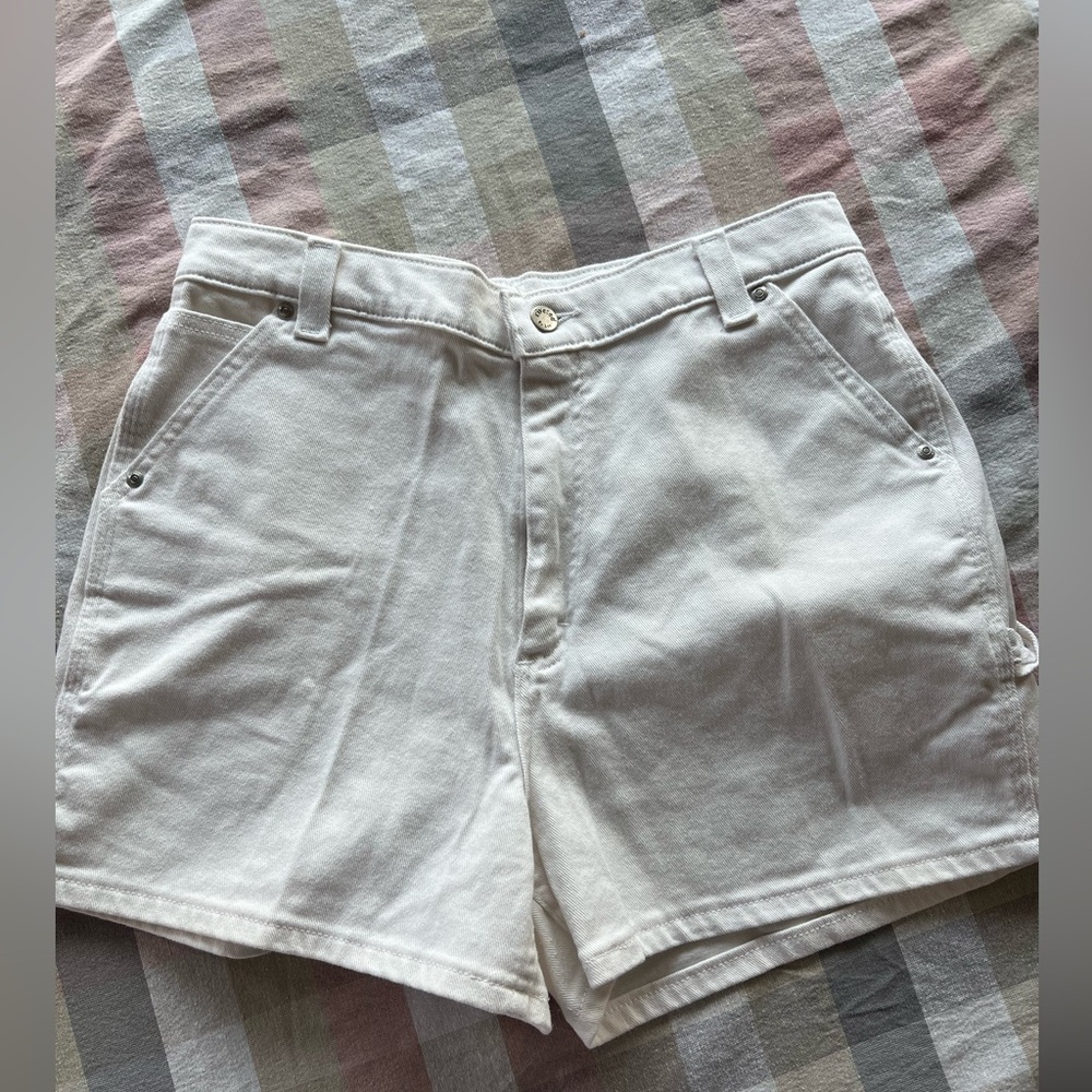 LEE high waisted white shorts